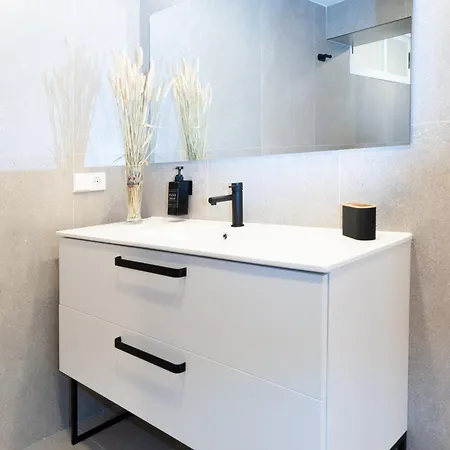 Sohosuites Campello Apartment